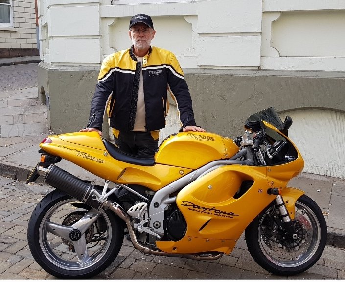 Triumph Daytona 955i